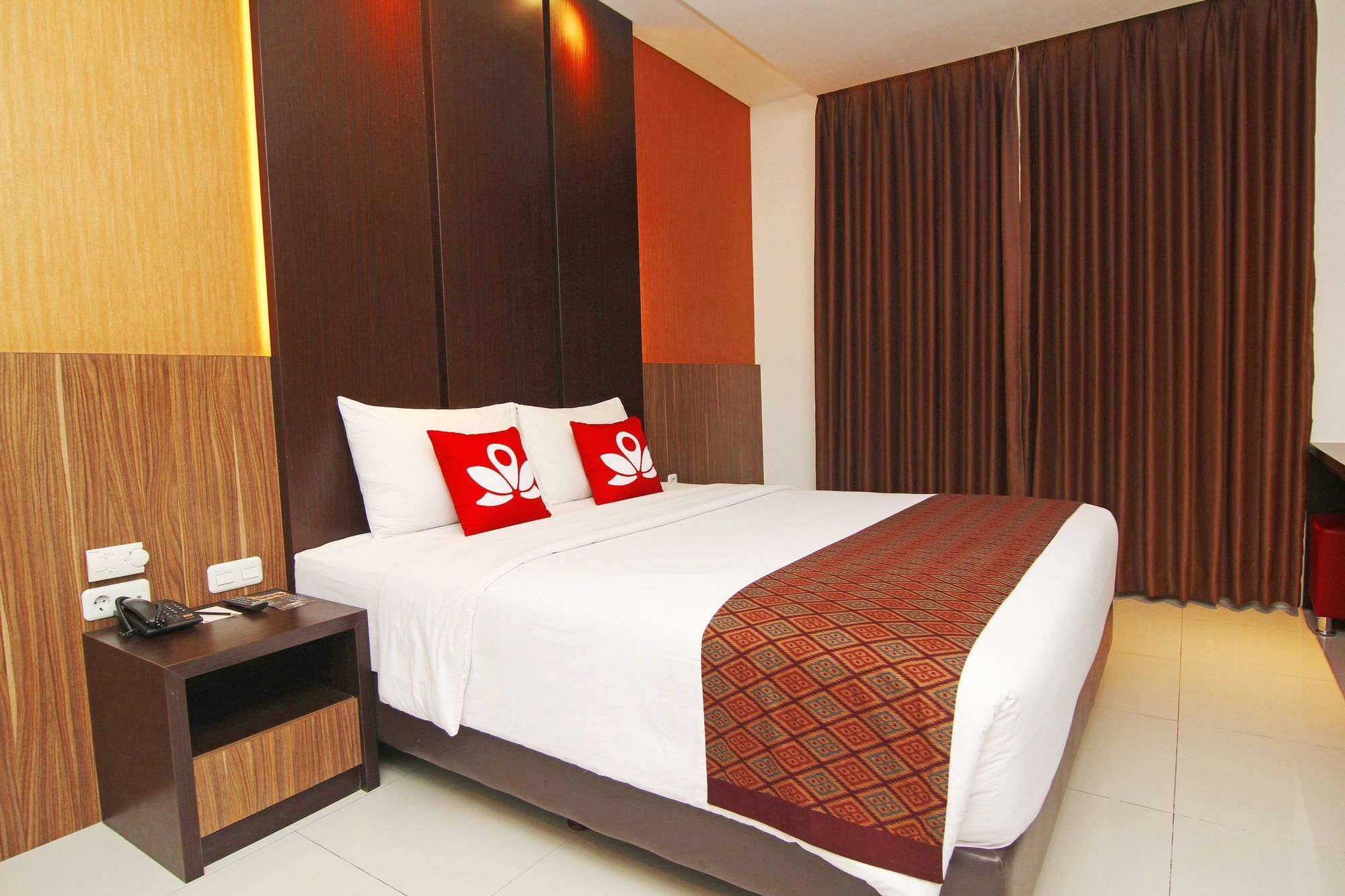 Zen Premium Near Rumah Mode Бандунг Экстерьер фото